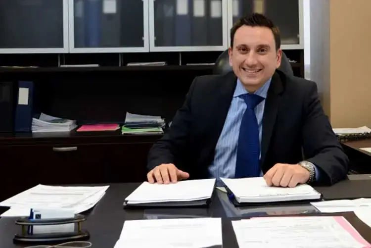 Oshawa Criminal Lawyer Nick Charitsis